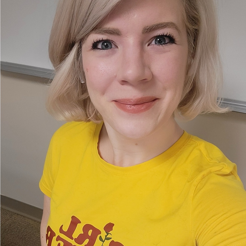 Meet your Posher, Anna